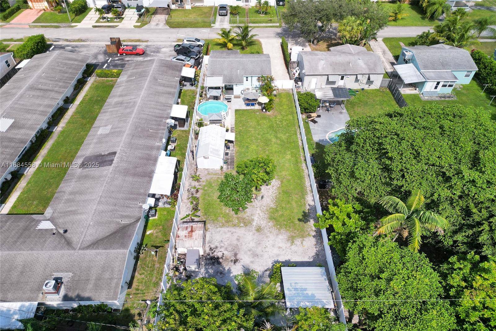 Hollywood, FL 33020,2726 Taylor St