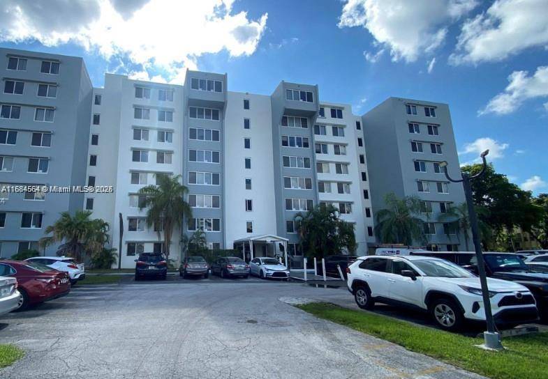 Miami, FL 33156,9143 SW 77th Ave #B802
