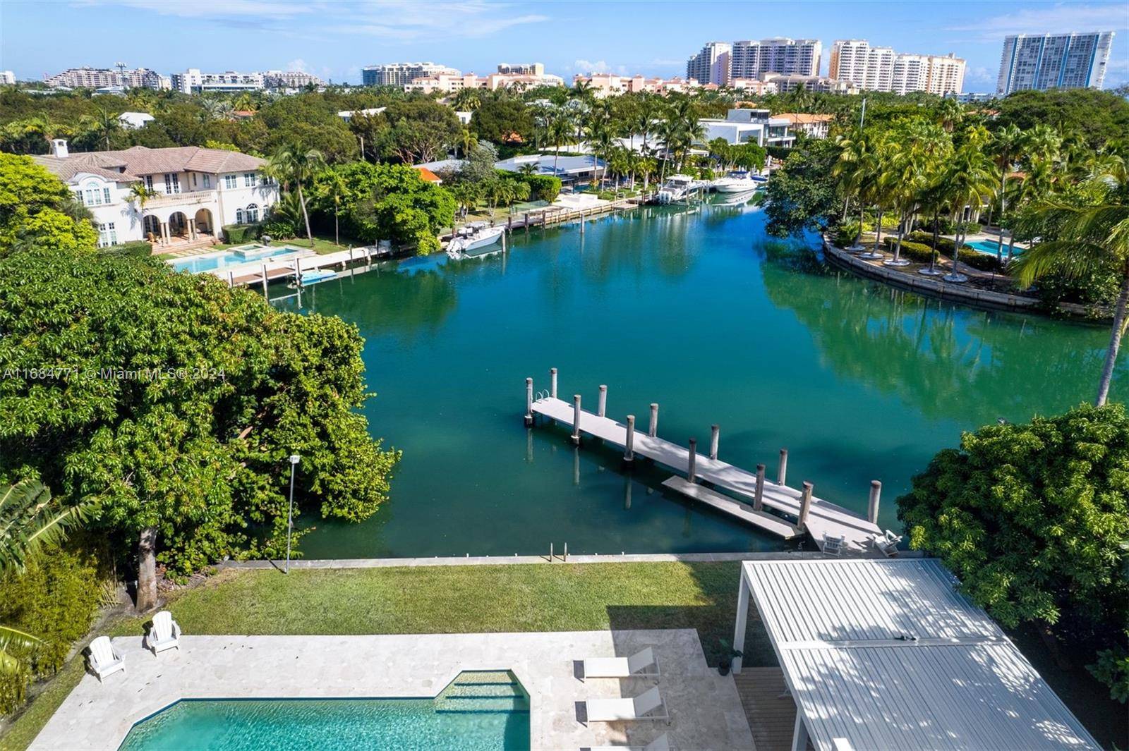 Key Biscayne, FL 33149,945 Mariner Drive