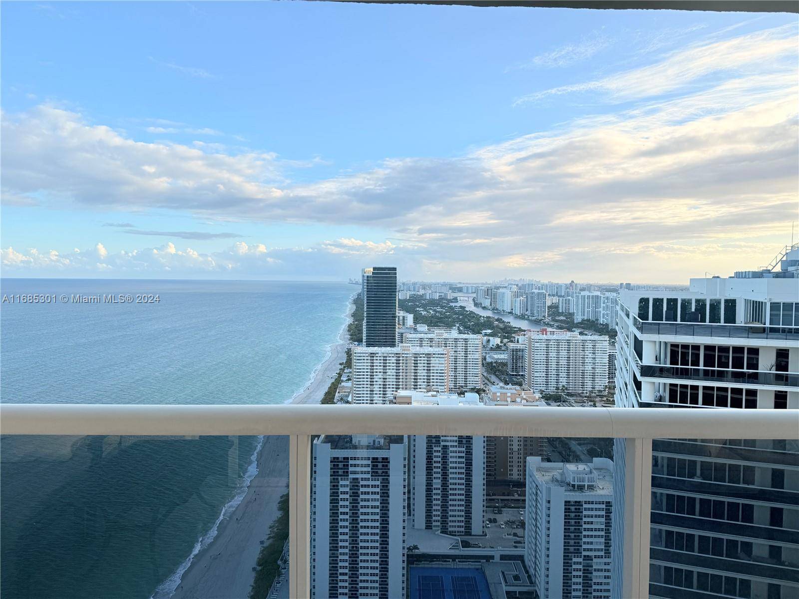 Hallandale Beach, FL 33009,1830 S Ocean Dr #4603