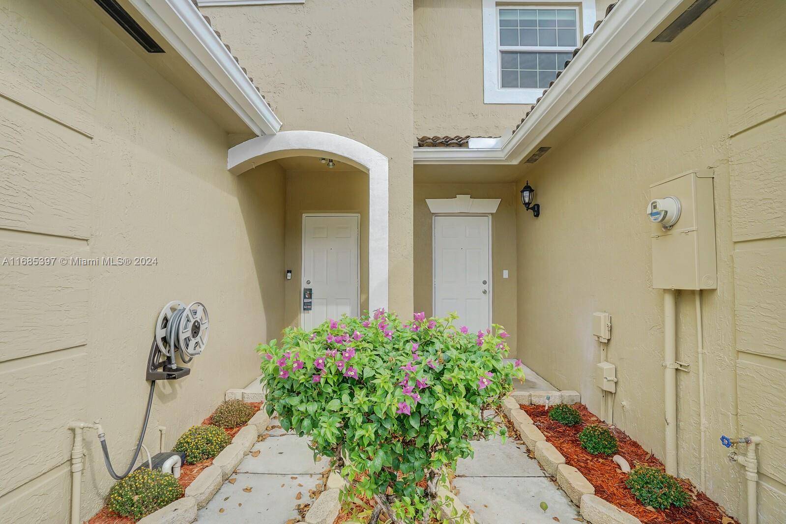 Pembroke Pines, FL 33025,359 SW 122nd Ave #359