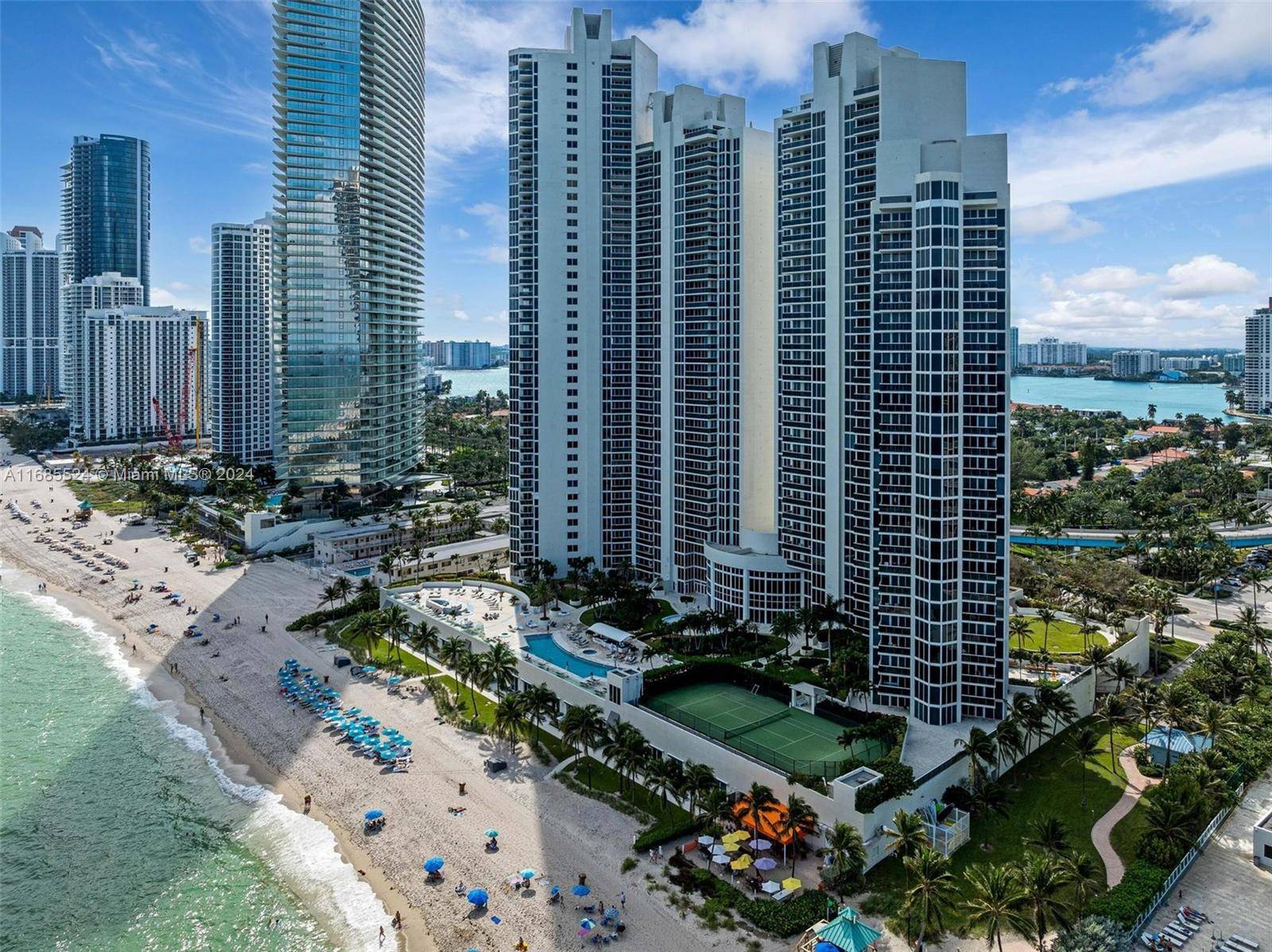 Sunny Isles Beach, FL 33160,19111 Collins Ave #PH-6