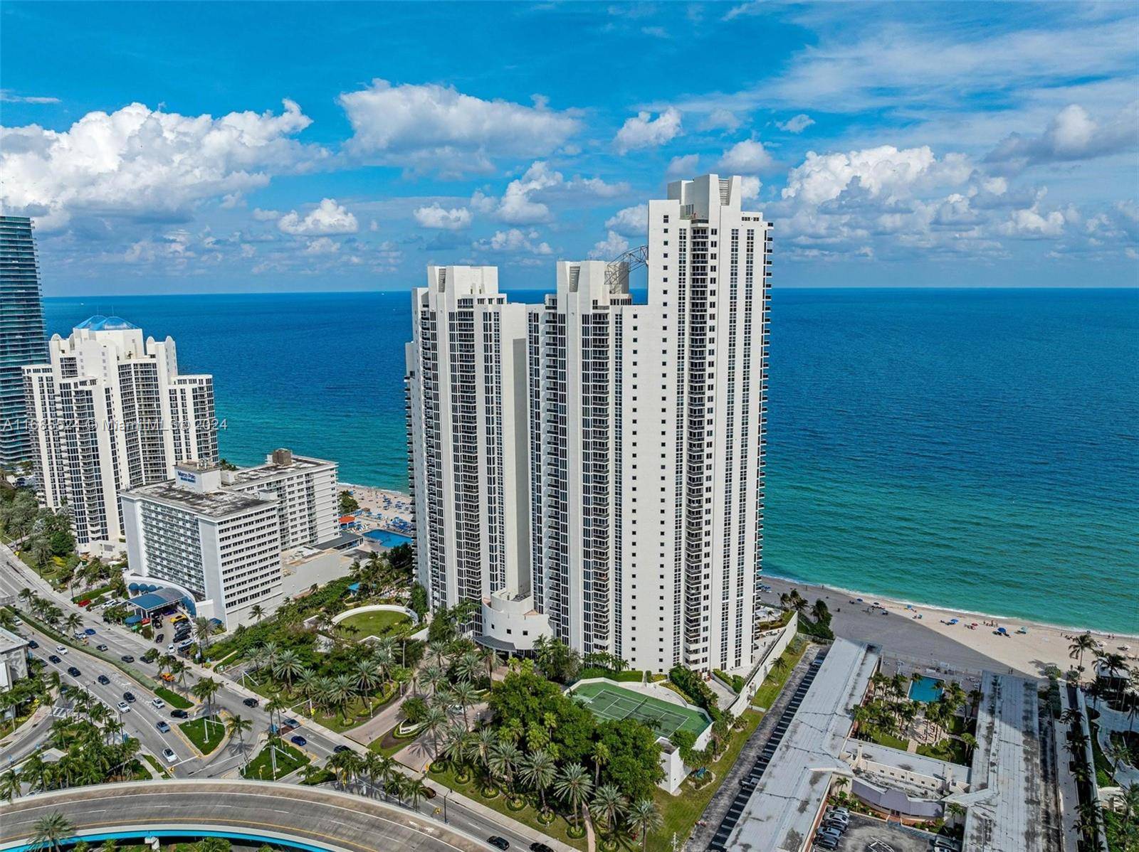 Sunny Isles Beach, FL 33160,19111 Collins Ave #PH-6