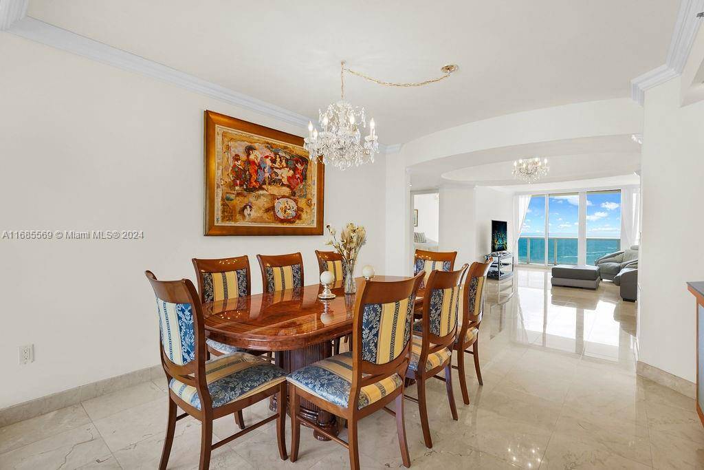 Sunny Isles Beach, FL 33160,19333 Collins Ave #2009