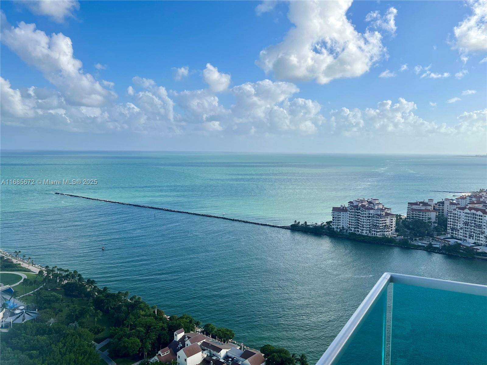 Miami Beach, FL 33139,300 S Pointe Dr #3601