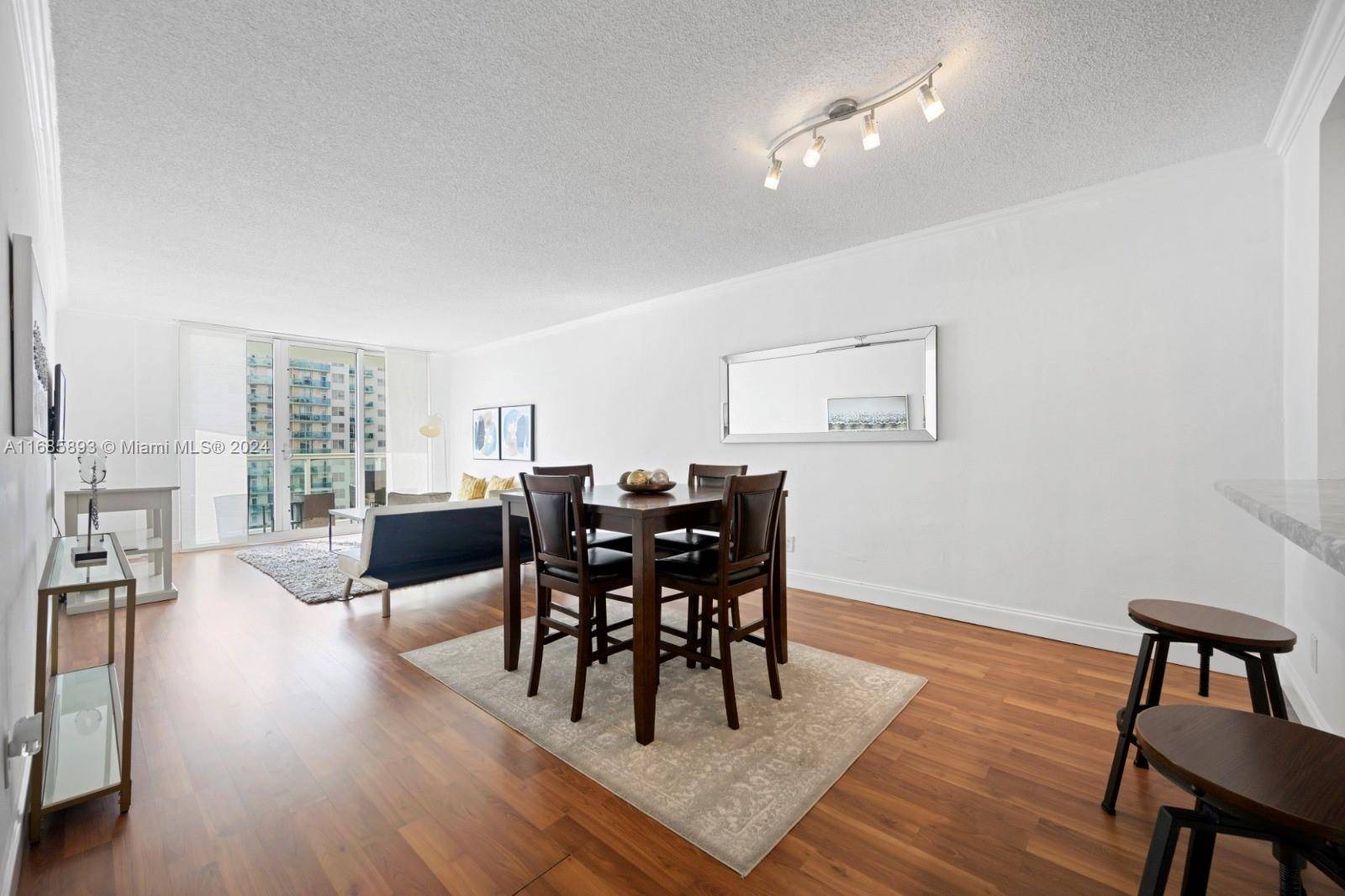Sunny Isles Beach, FL 33160,19380 Collins Ave #609