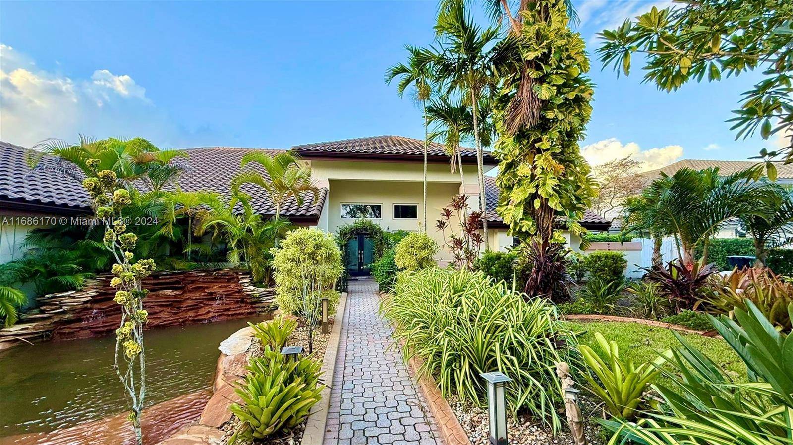 Miami, FL 33176,9749 SW 111th Ter