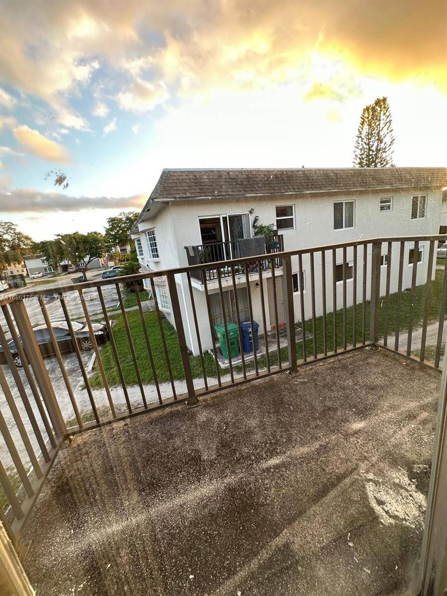 Lauderhill, FL 33313,1833 NW 54th Ter #CC3