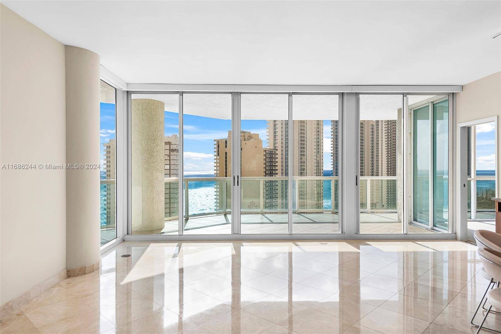 Sunny Isles Beach, FL 33160,16400 Collins Ave #2542