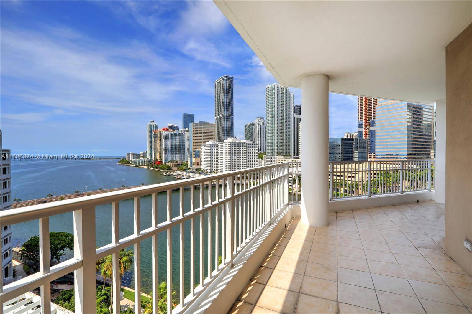 Miami, FL 33131,701 Brickell Key Blvd #1412