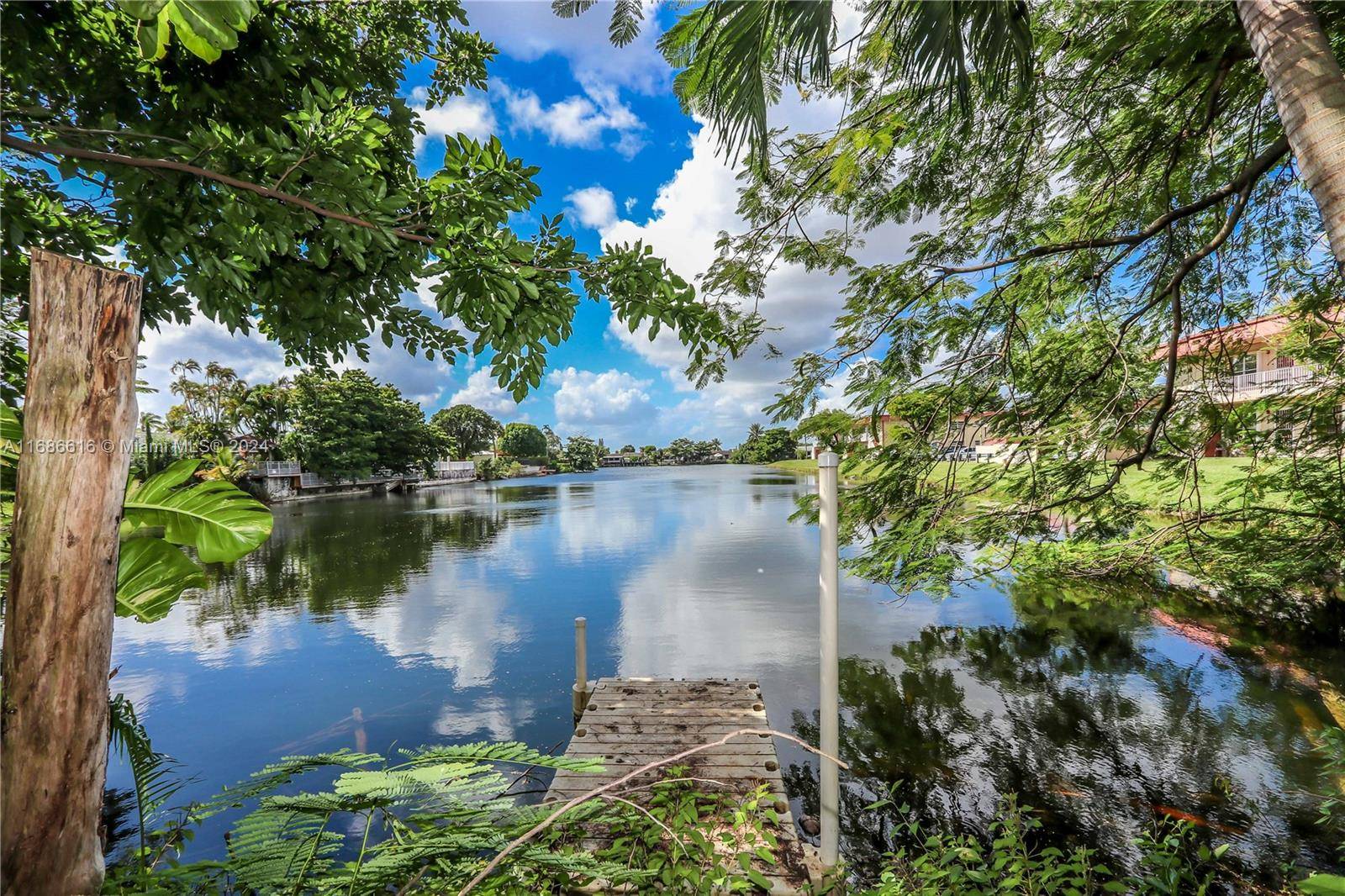 Miami, FL 33175,4422 SW 127th Pl
