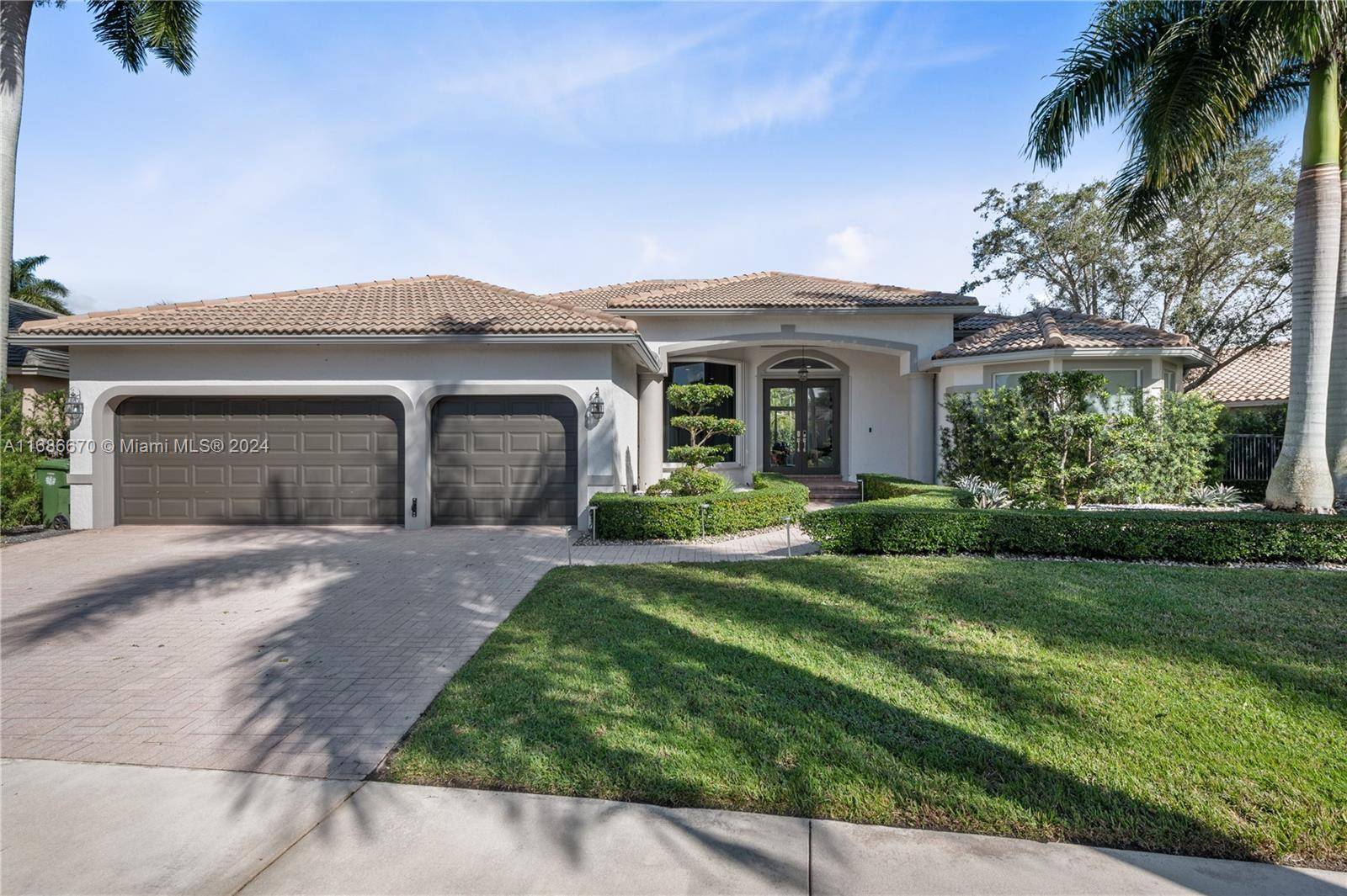 Weston, FL 33327,2558 Eagle Run Ln