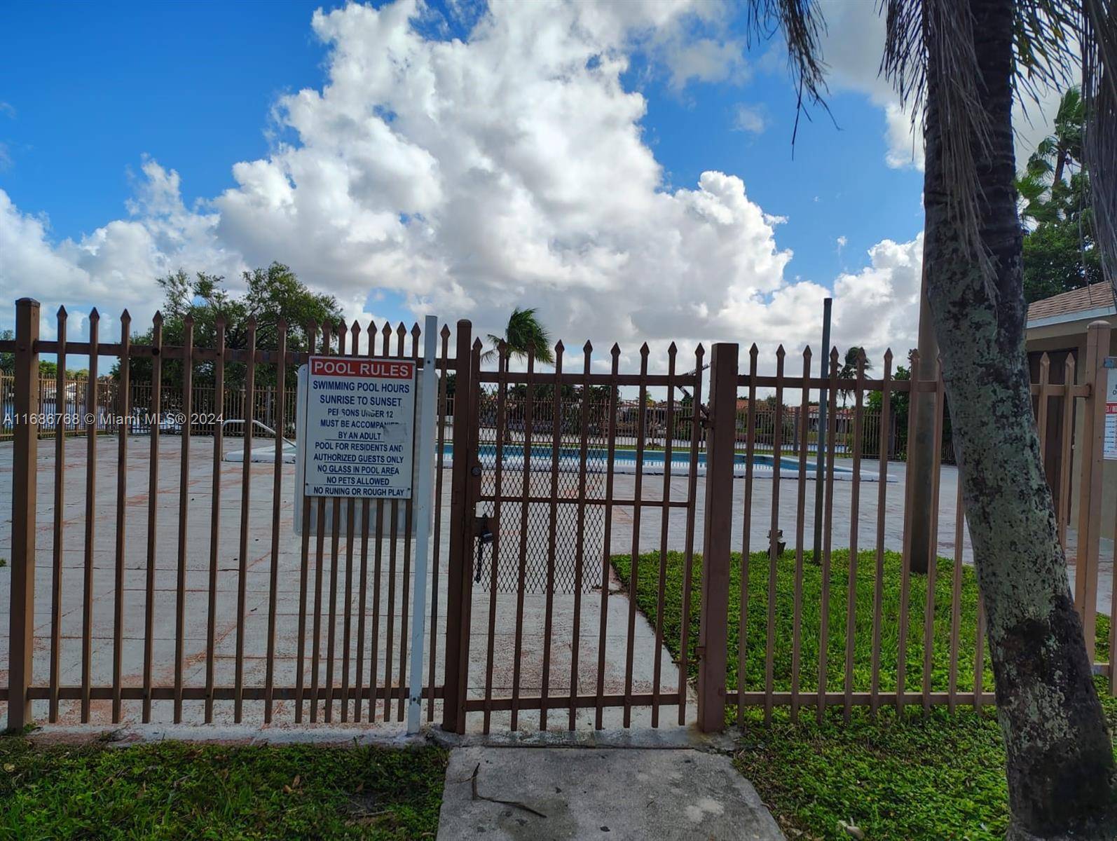 Hialeah, FL 33016,6685 W 26th Ct #203-8