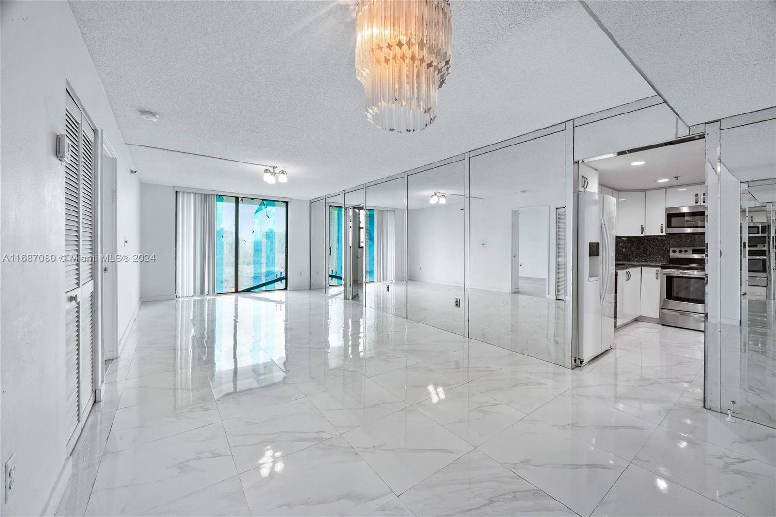 Sunny Isles Beach, FL 33160,210 174th St #1906