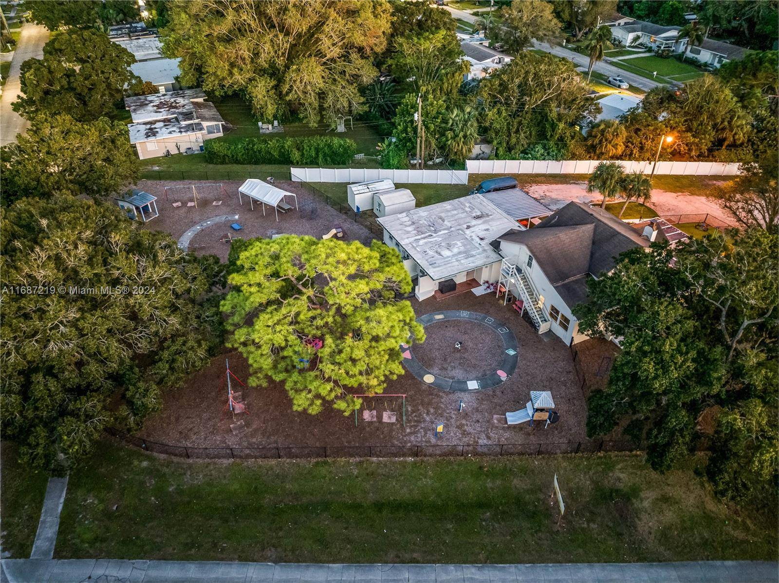 Fort Pierce, FL 34982,2706 Sunrise Blvd
