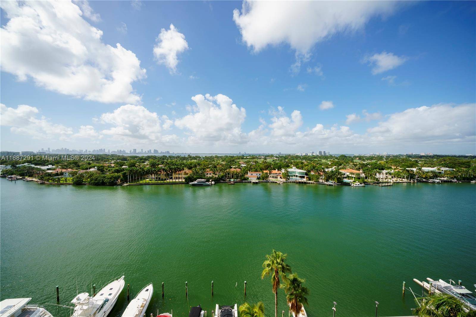 Miami Beach, FL 33140,5600 Collins Ave #11K
