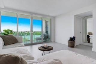 Sunny Isles Beach, FL 33160,100 Bayview Dr #1221