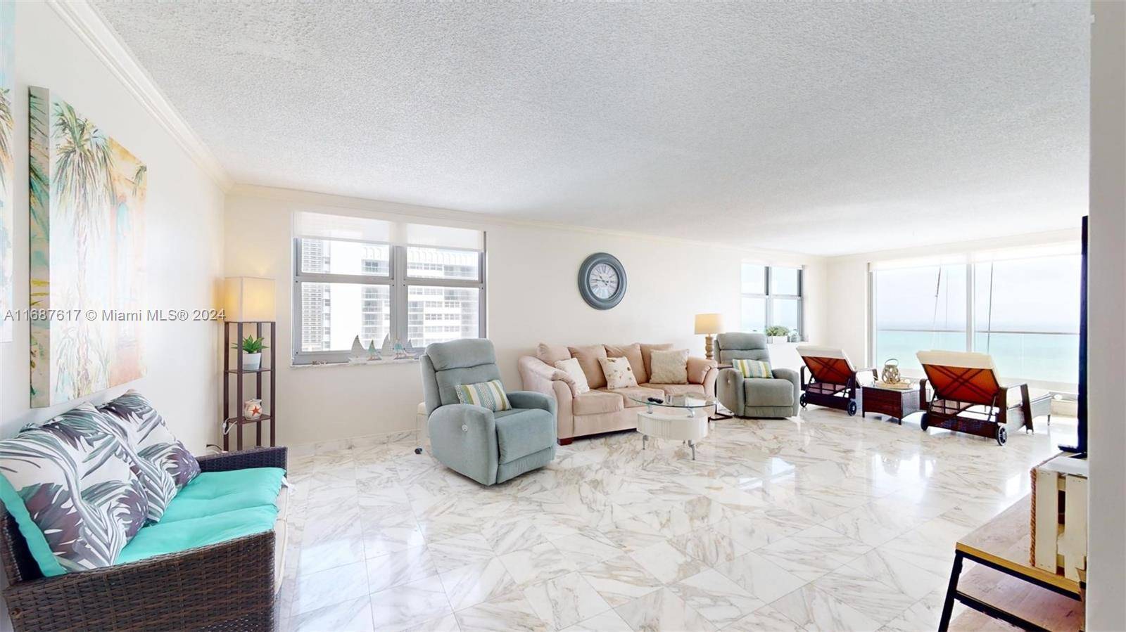 Hallandale Beach, FL 33009,1912 S Ocean Dr #20D