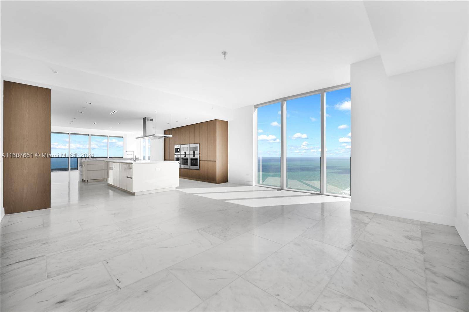 Sunny Isles Beach, FL 33160,18501 Collins Ave #4003/04