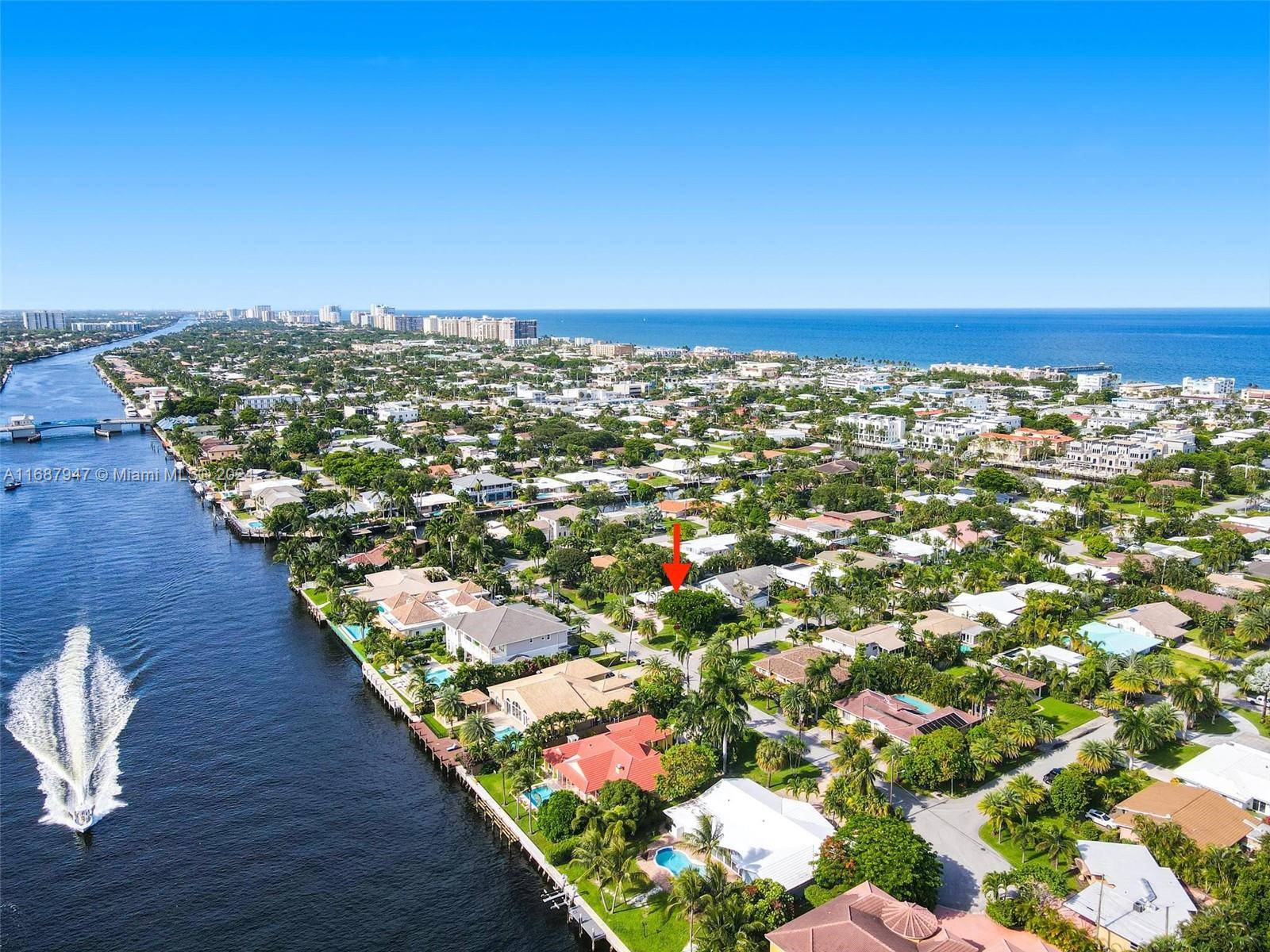 Lauderdale By The Sea, FL 33308,290 Tropic Dr #290