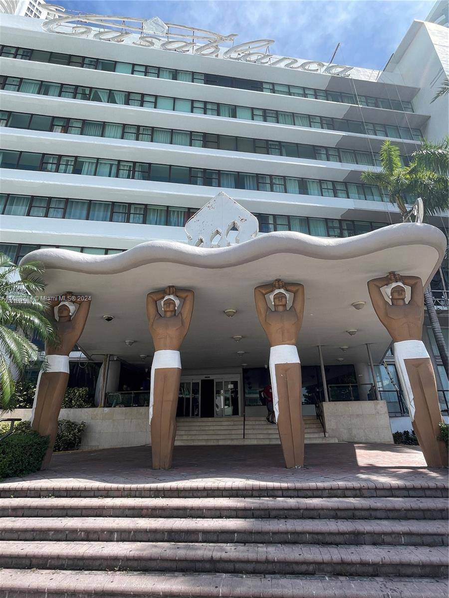 Miami Beach, FL 33141,6345 Collins Ave #614