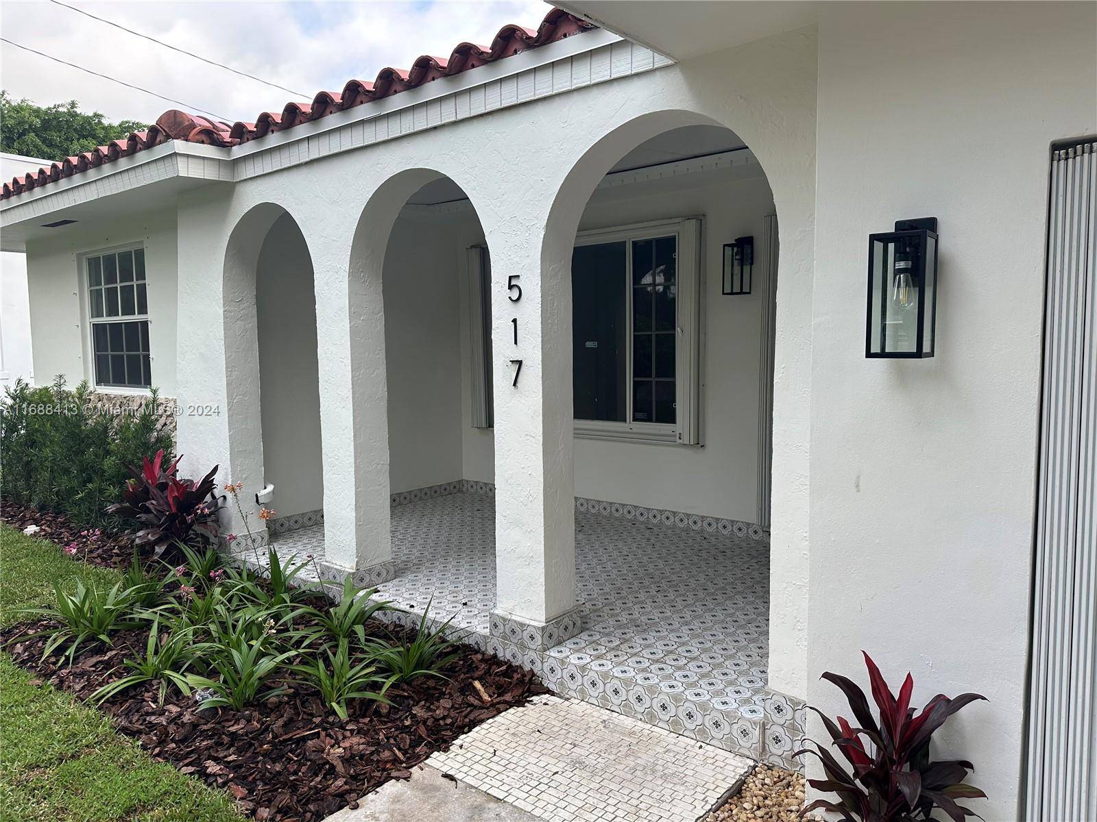 Coral Gables, FL 33134,517 Navarre #517