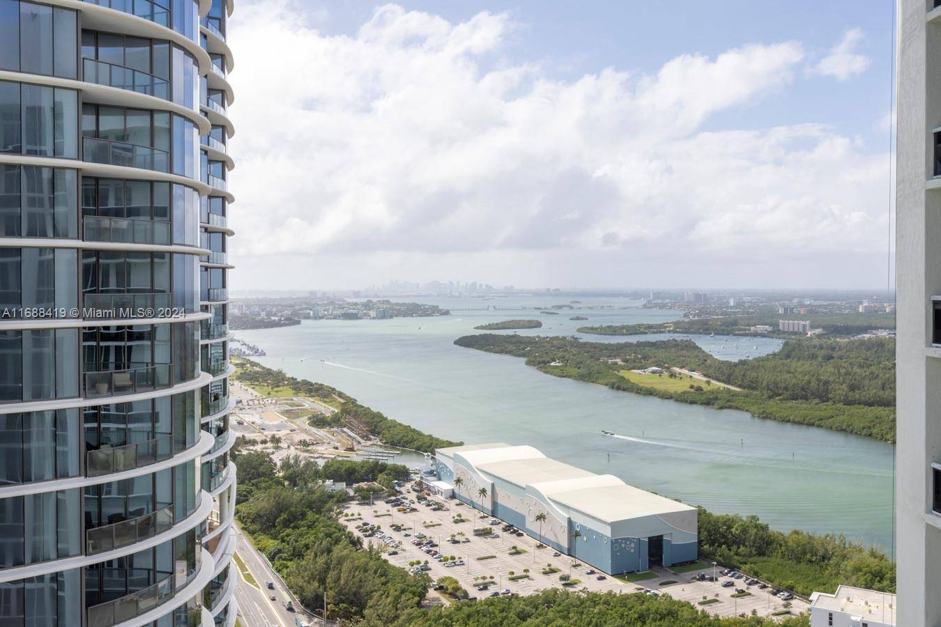 Sunny Isles Beach, FL 33160,15811 Collins Ave #4002