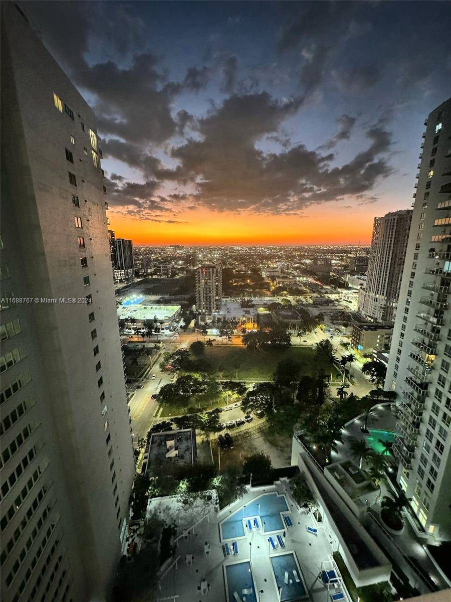 Miami, FL 33132,1800 N Bayshore Dr #3204