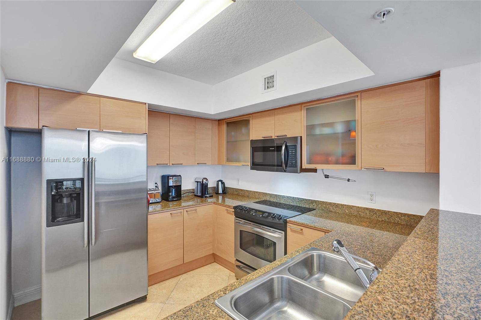 Sunny Isles Beach, FL 33160,16699 Collins Ave #4007