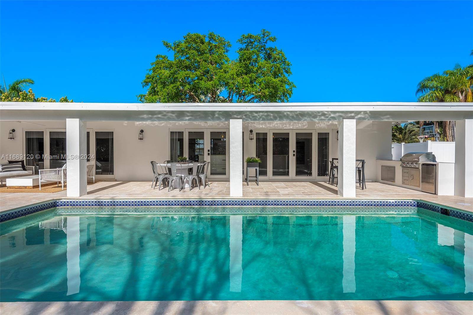 Pinecrest, FL 33156,13041 SW 70th Ave