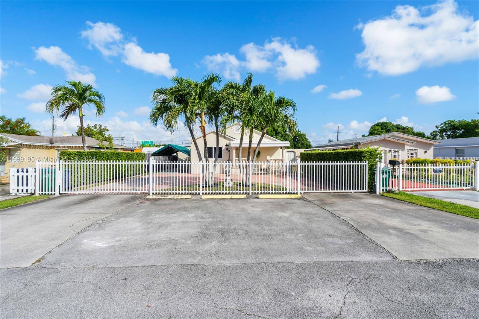 Miami, FL 33126,7639 NW 3rd St