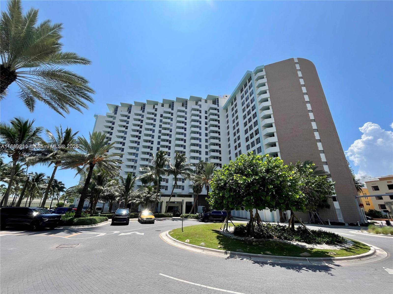 Miami Beach, FL 33140,2899 Collins Ave #1448