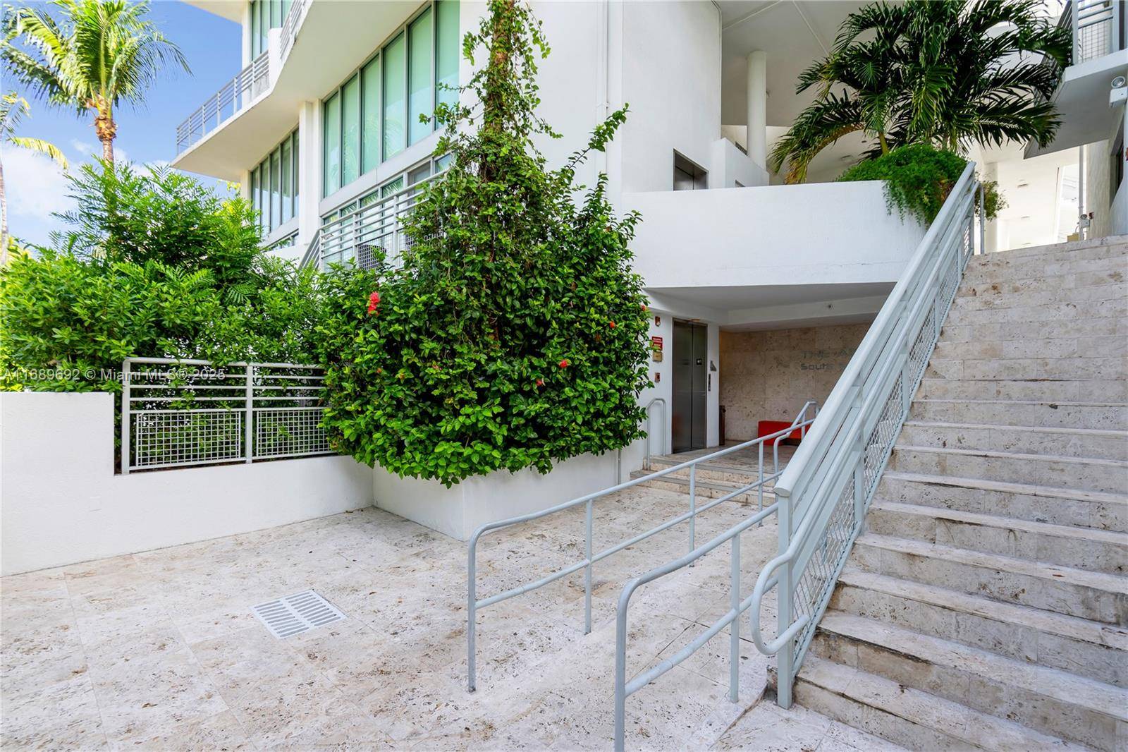 Miami Beach, FL 33139,245 Michigan Ave #LP-8