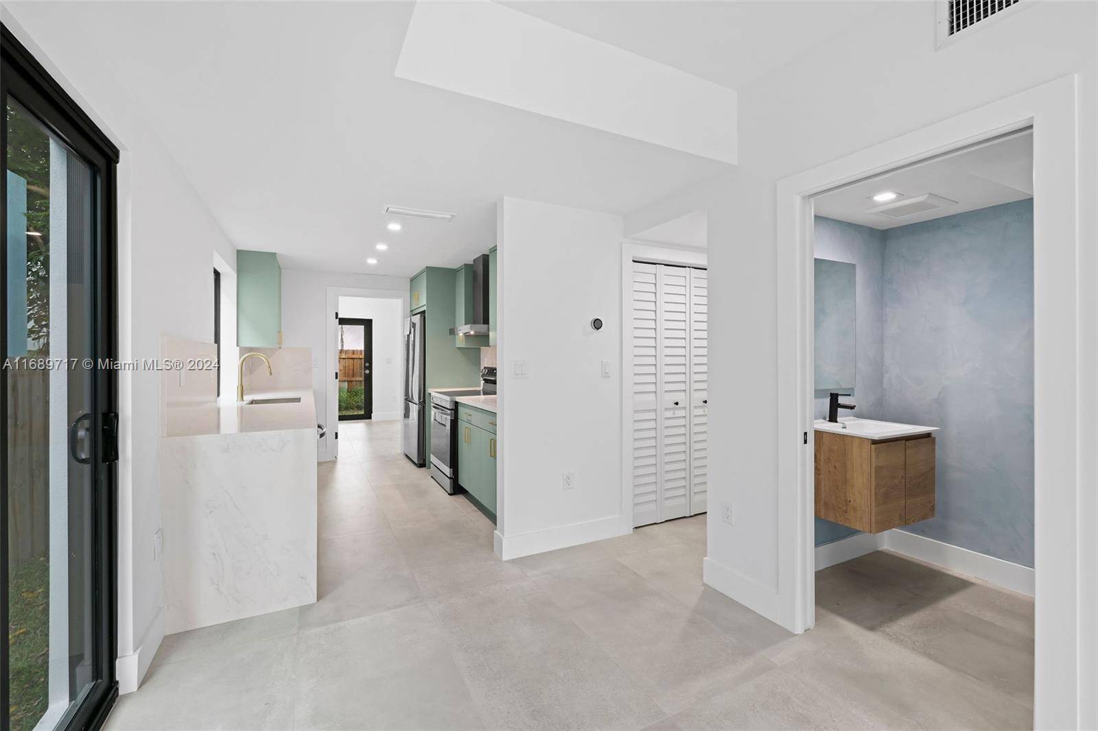 South Miami, FL 33143,6333 SW 60th Ave