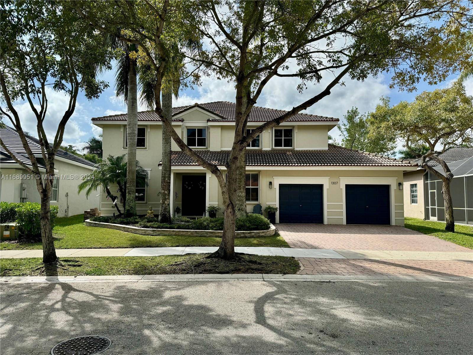 Weston, FL 33327,1307 Peregrine Way