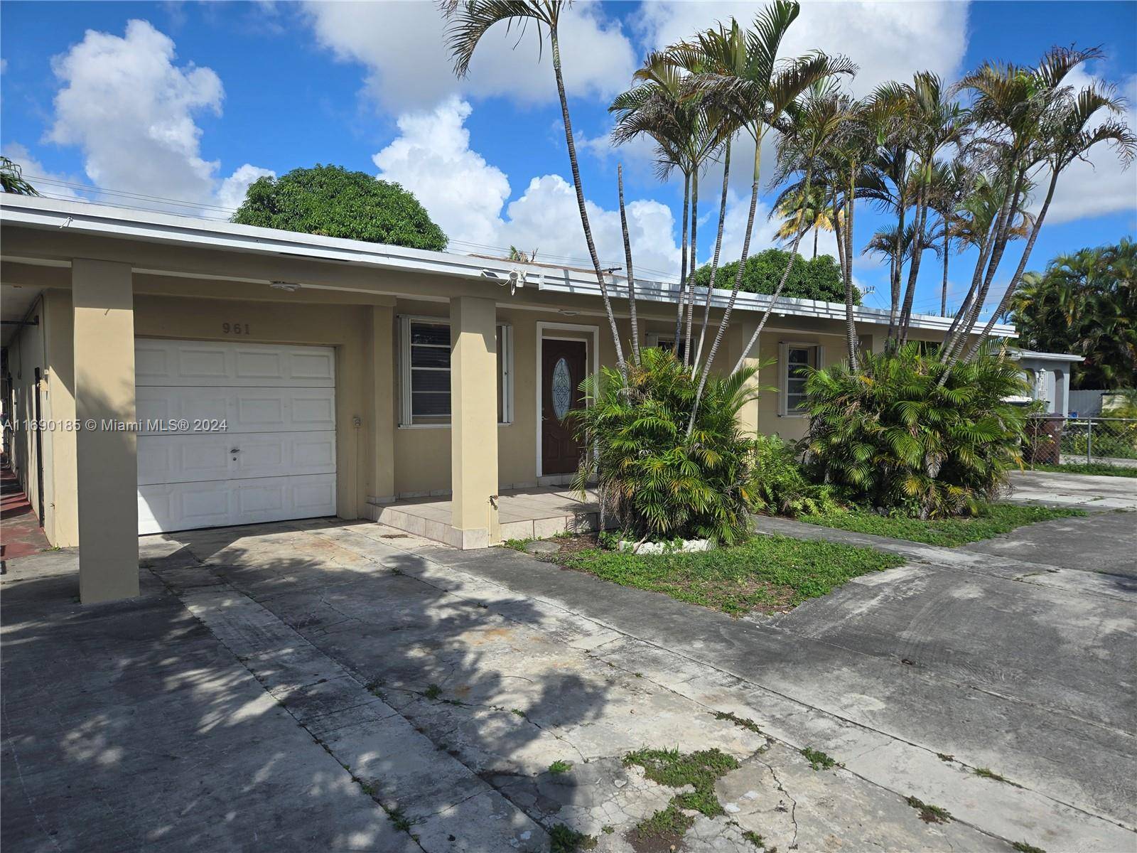 Hialeah, FL 33013,961 E 32nd St
