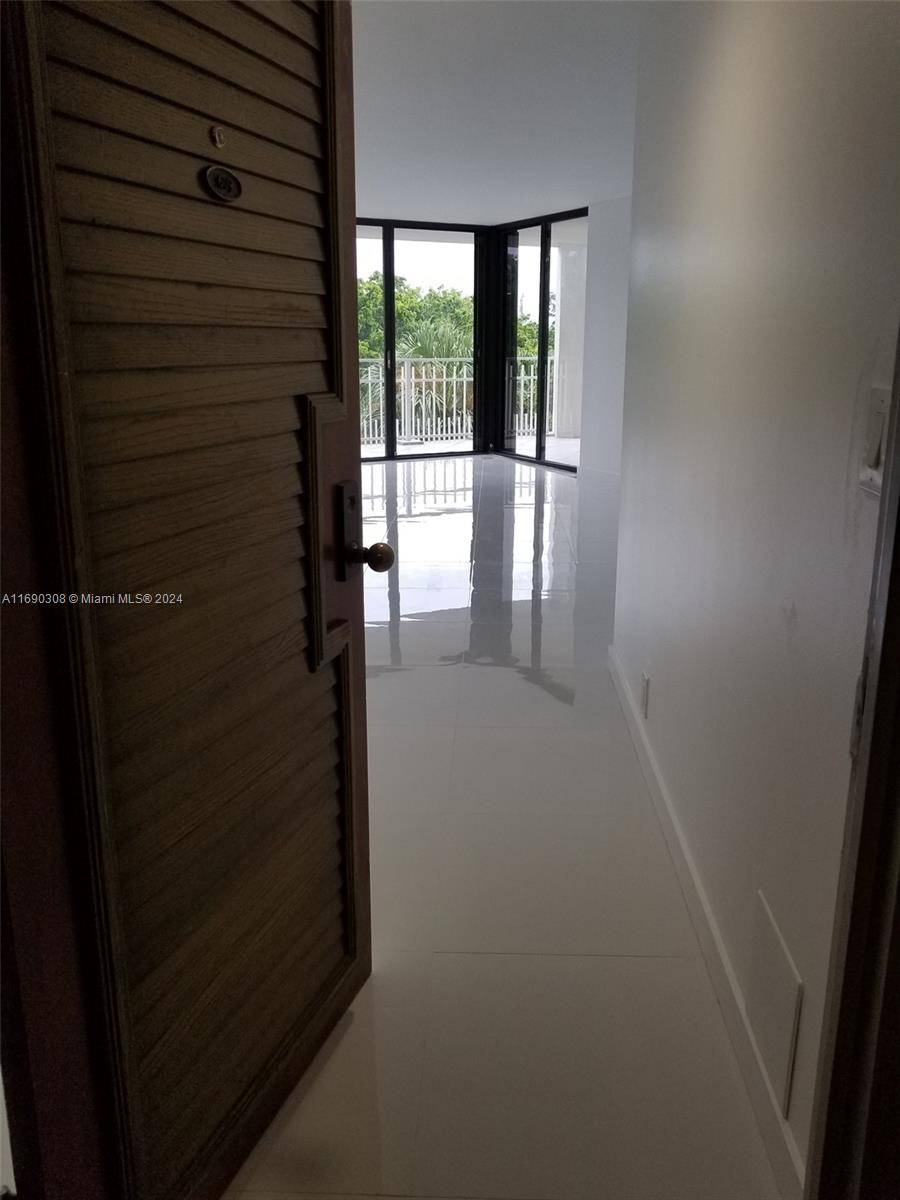 Miami, FL 33138,4000 Towerside Ter #609