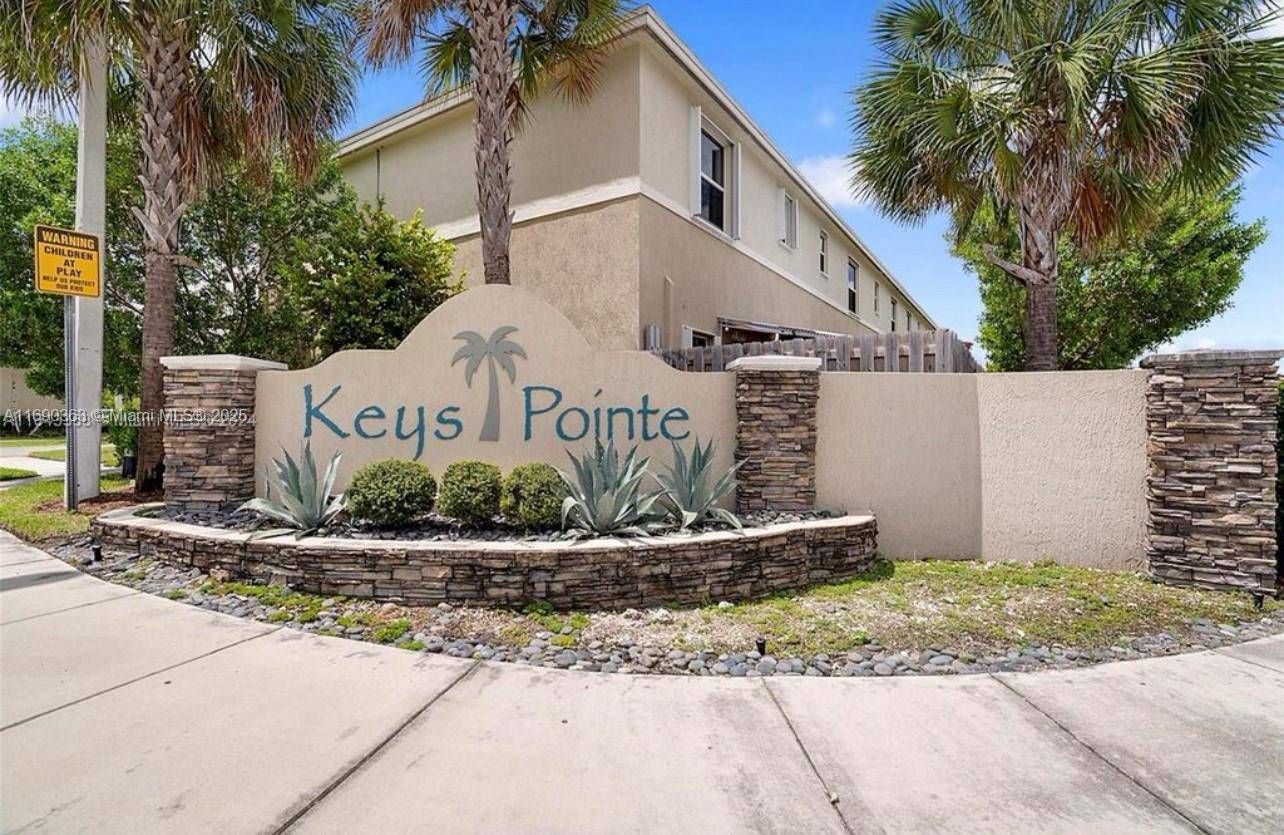 Florida City, FL 33034,533 NE 5th Pl #1