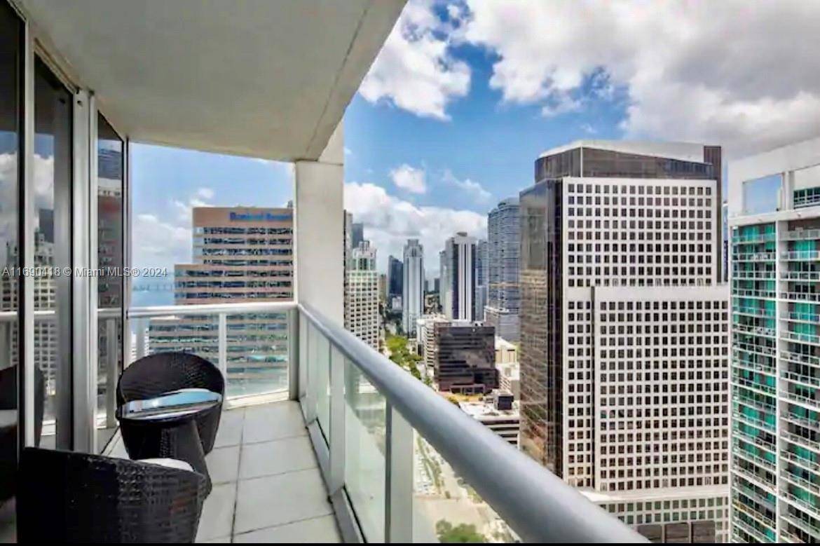 Miami, FL 33131,485 Brickell Ave #3708