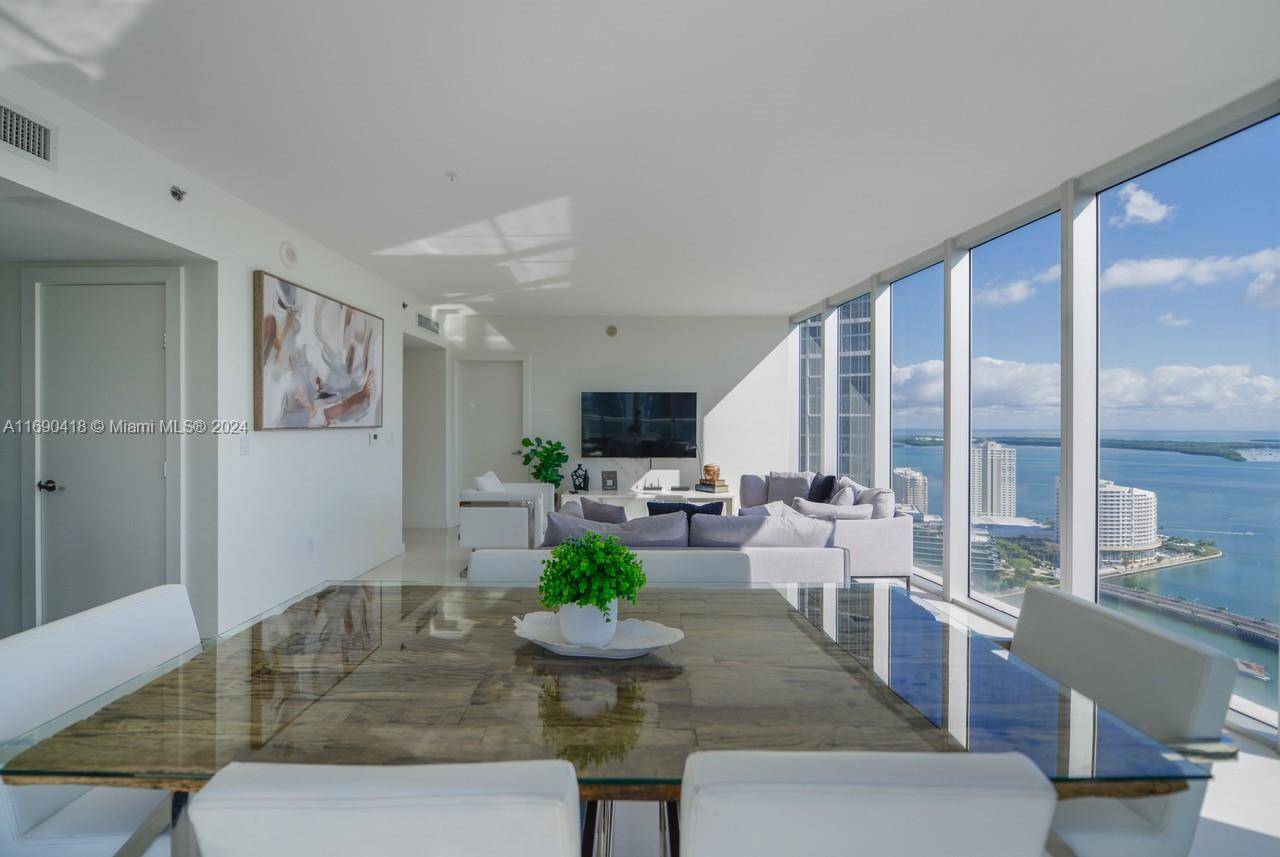 Miami, FL 33131,485 Brickell Ave #3708