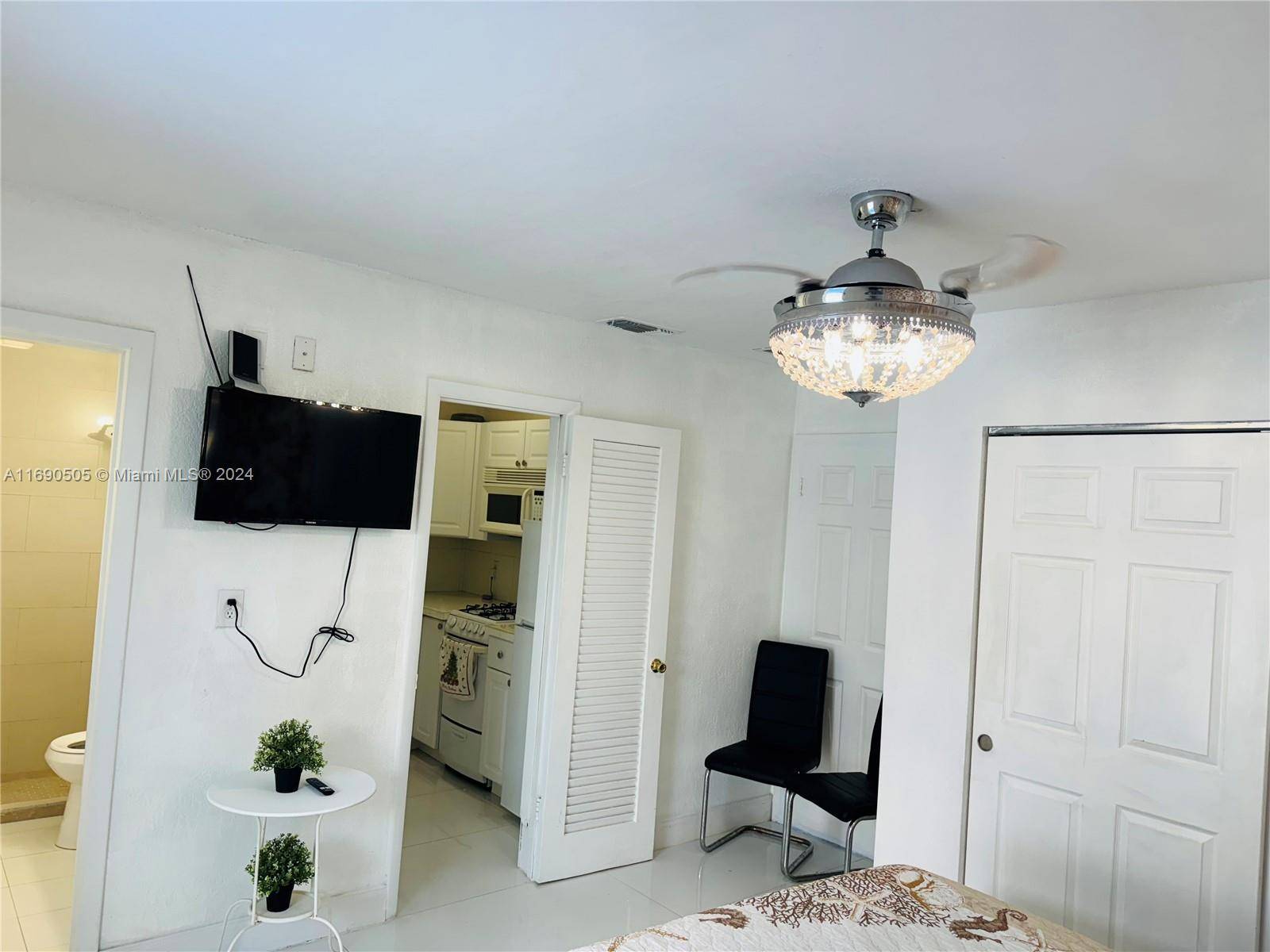 Miami, FL 33155,4365 SW 83rd Ave #1