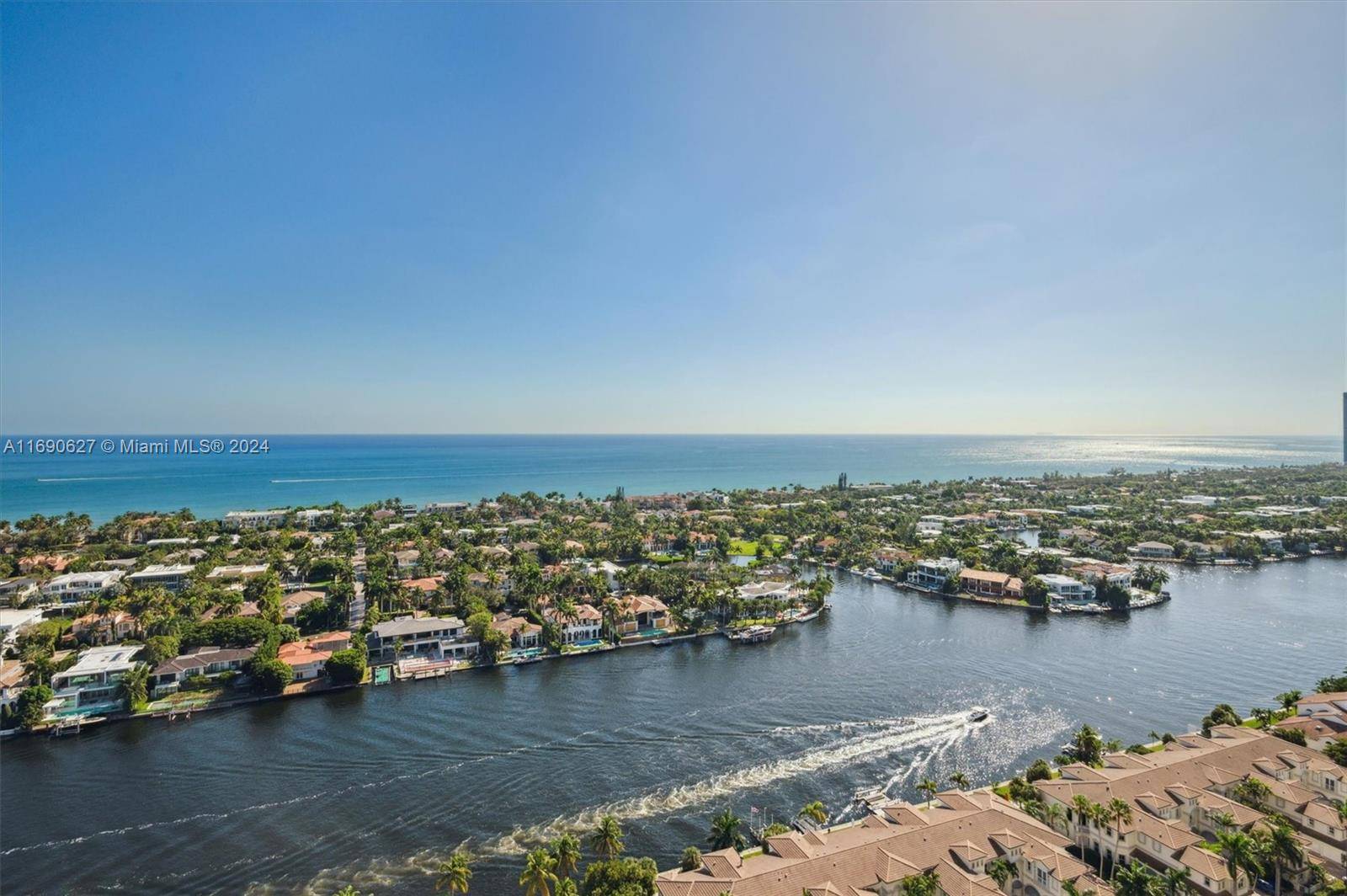 Aventura, FL 33180,21150 Point Pl #2806
