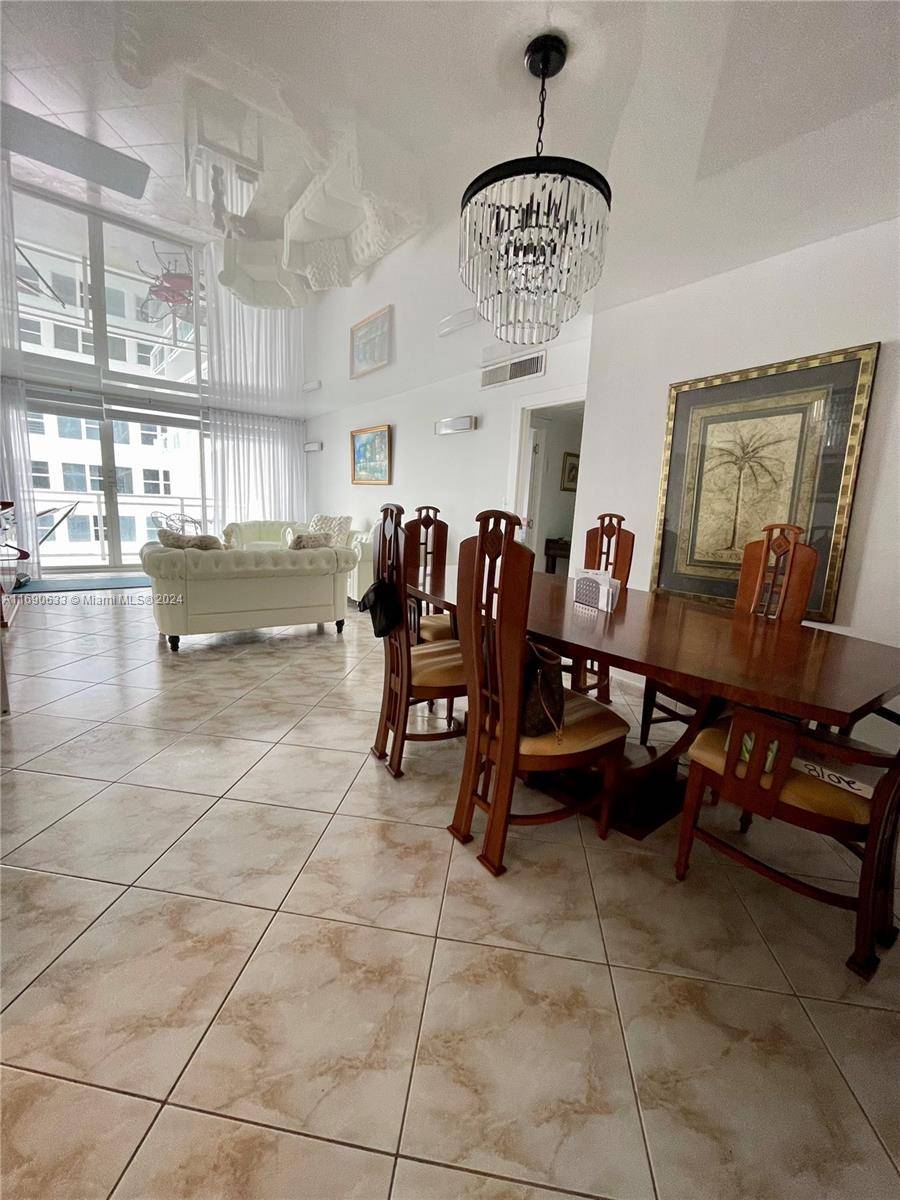 Hallandale Beach, FL 33009,2030 S Ocean Dr #2018