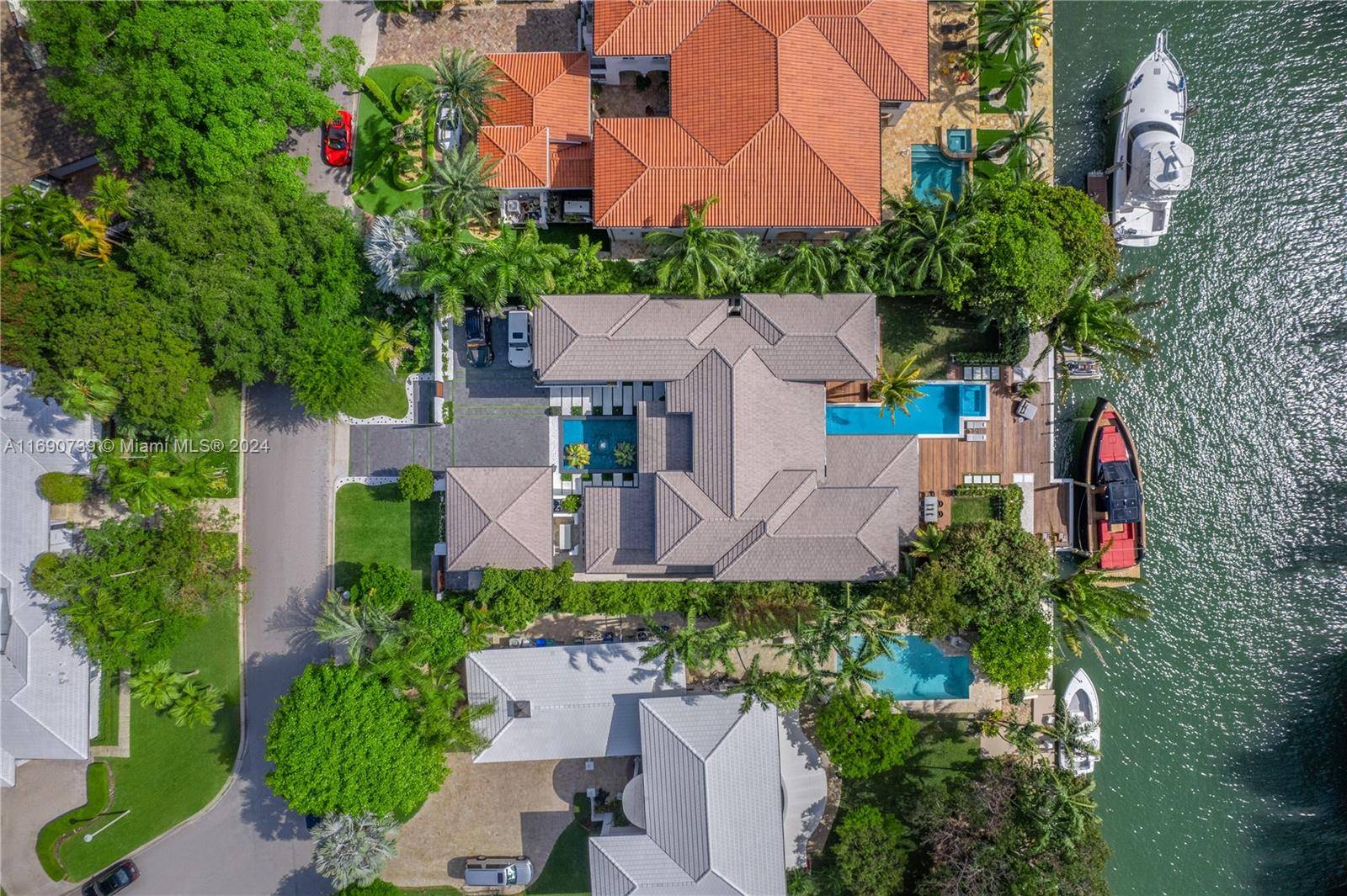 Miami, FL 33137,4241 Palm Ln