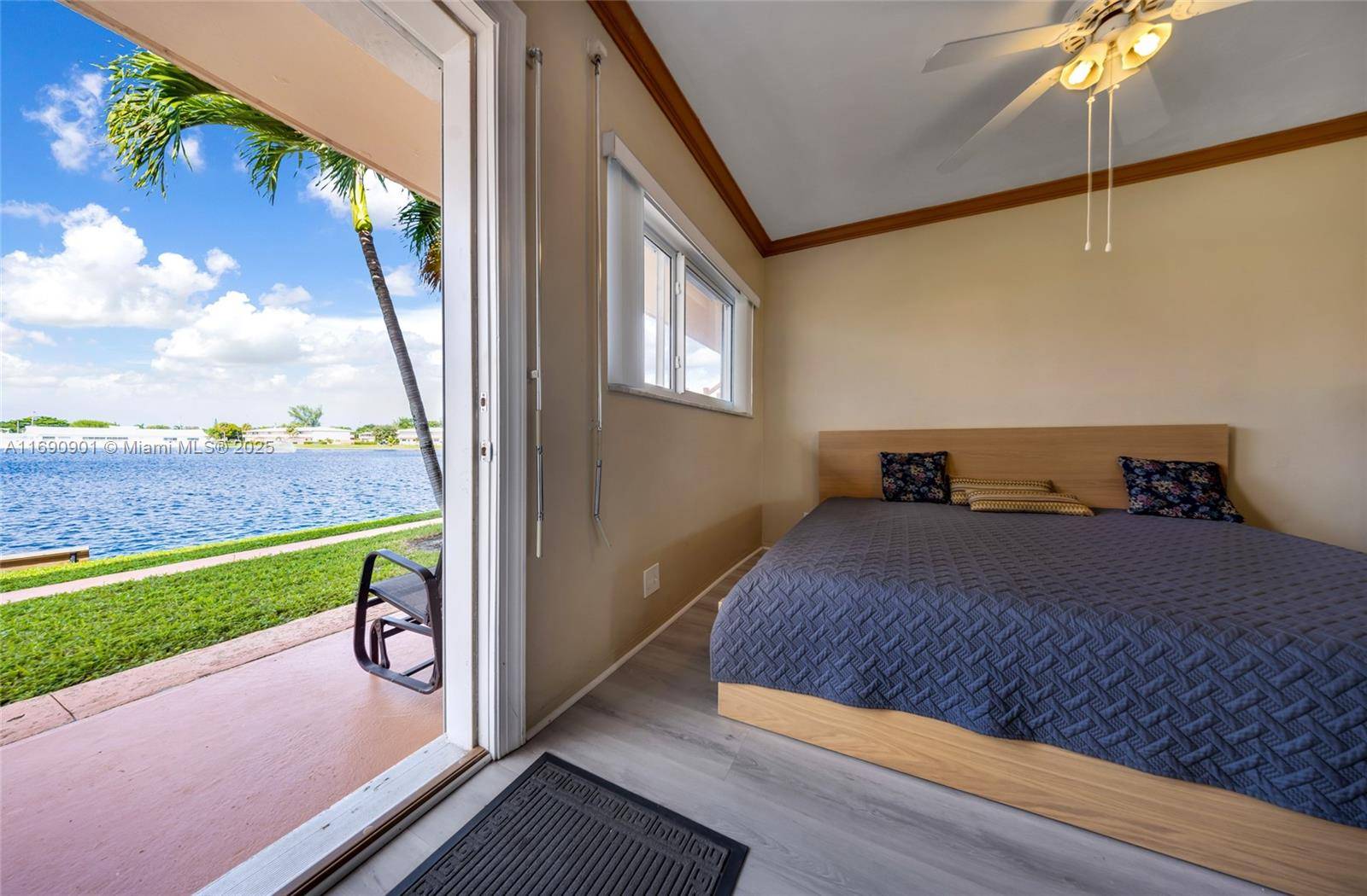 Hallandale Beach, FL 33009,1050 SW 11th St #1L