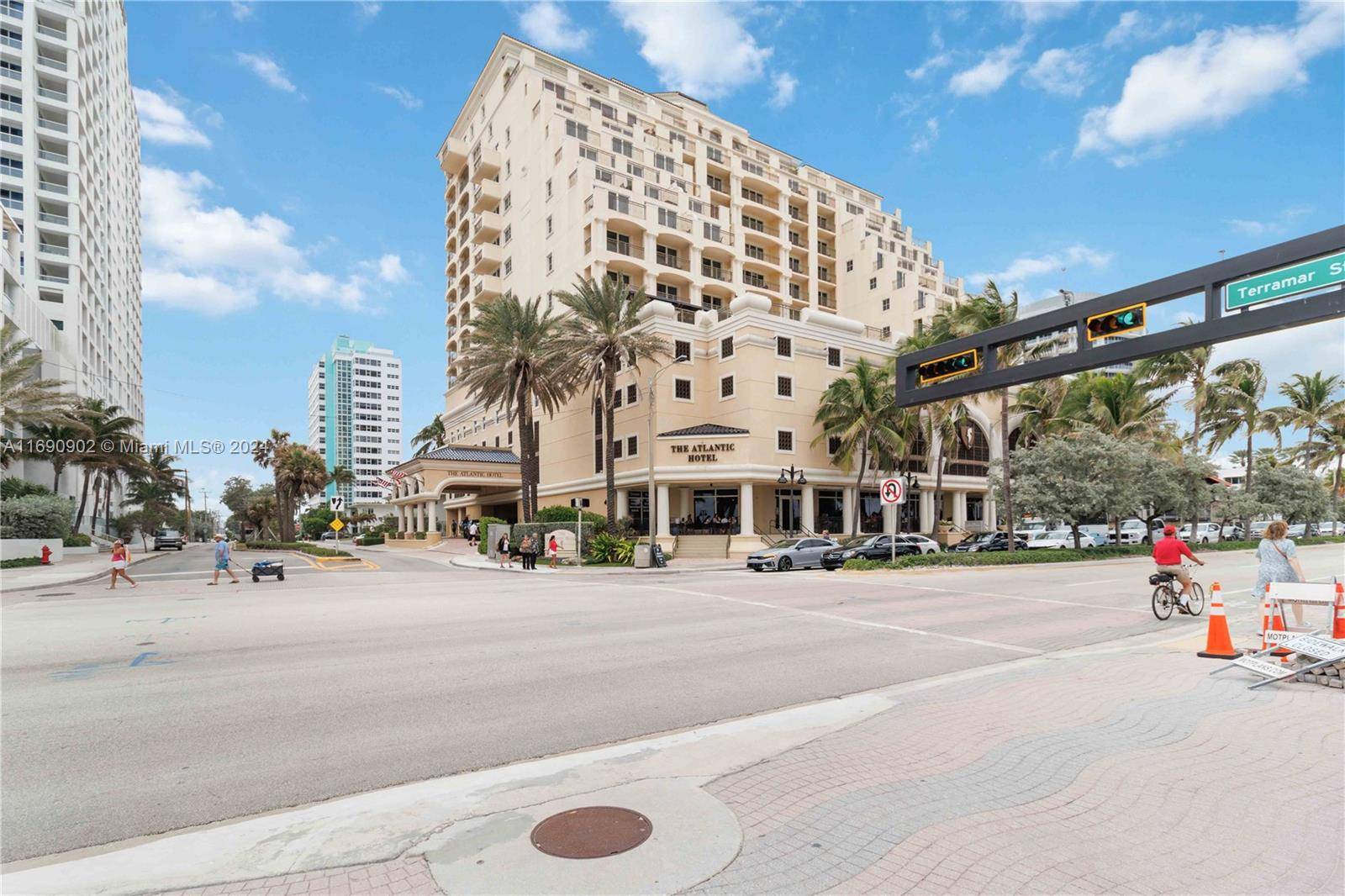 Fort Lauderdale, FL 33304,601 N Ft Lauderdale Beach Blvd #611