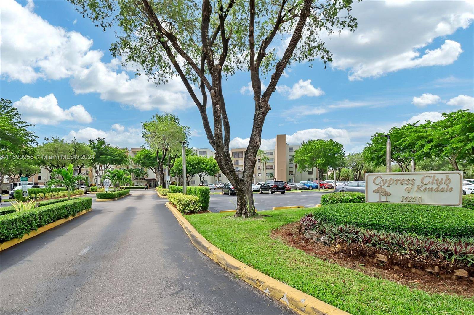 Miami, FL 33183,14250 SW 62nd St #317