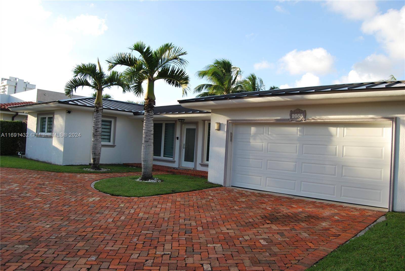 North Miami, FL 33181,2055 Arch Creek Dr