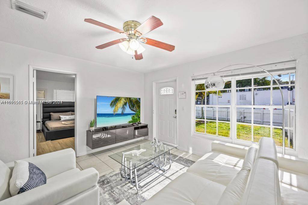 Dania Beach, FL 33314,4824 SW 45th Ave