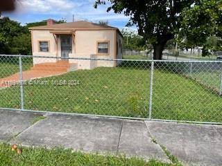 Miami, FL 33142,2467 NW 61st St